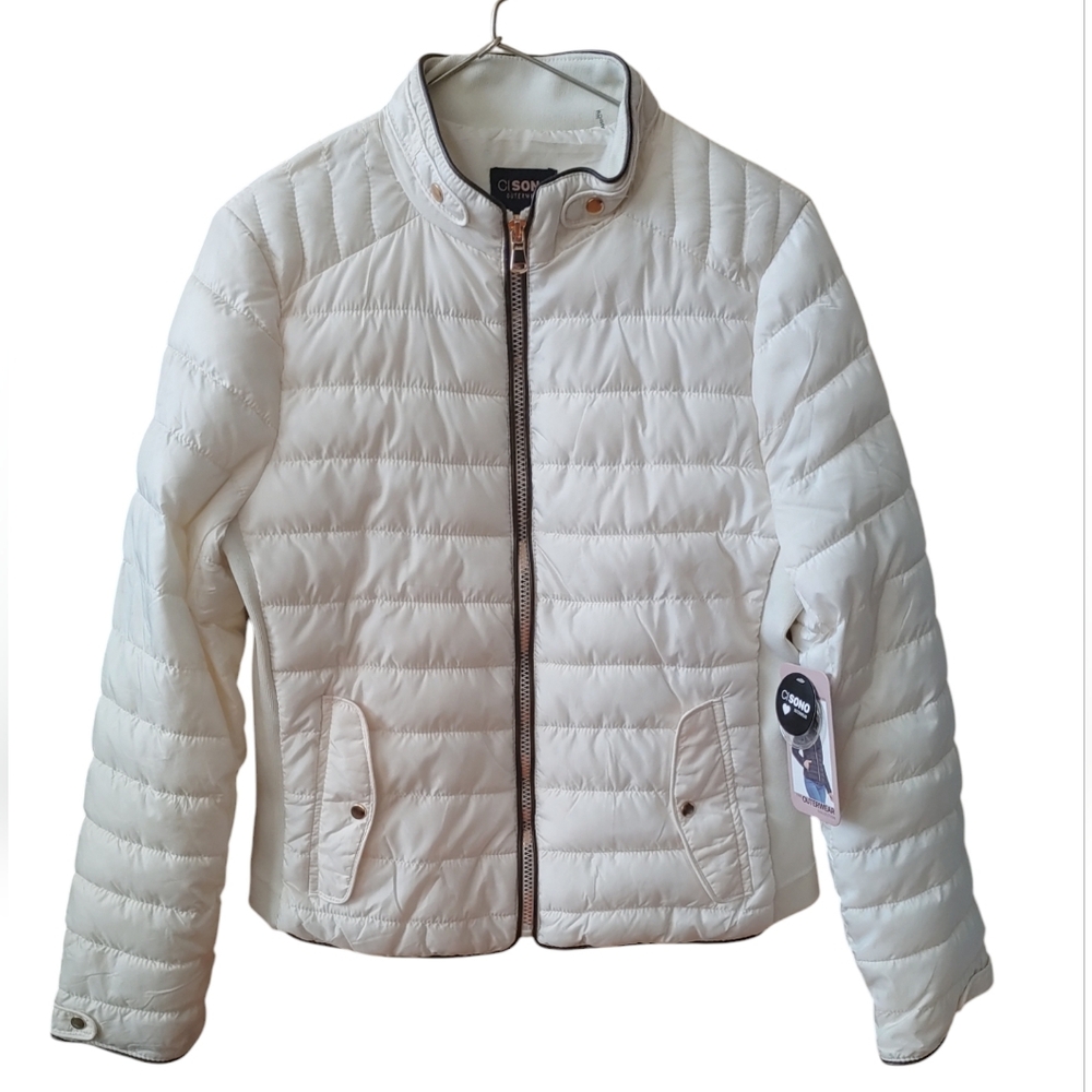 Ciso White Quilted Puffer Jacket with Gold Zipper - Picture 2 of 9